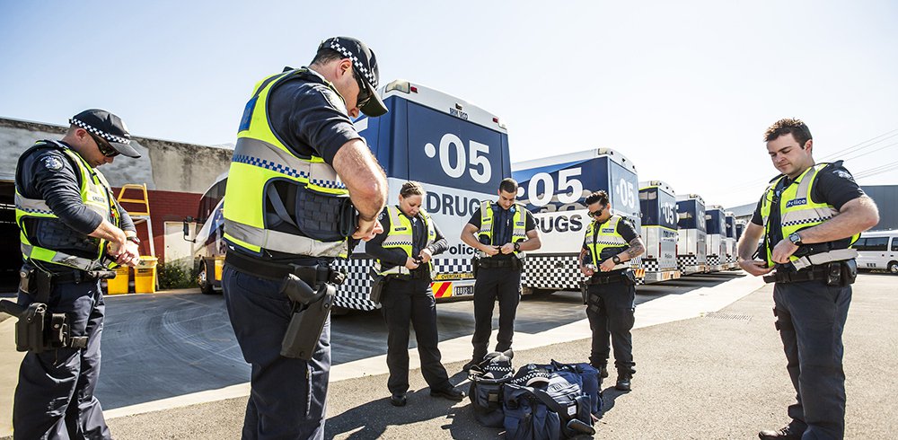 police and drug buses