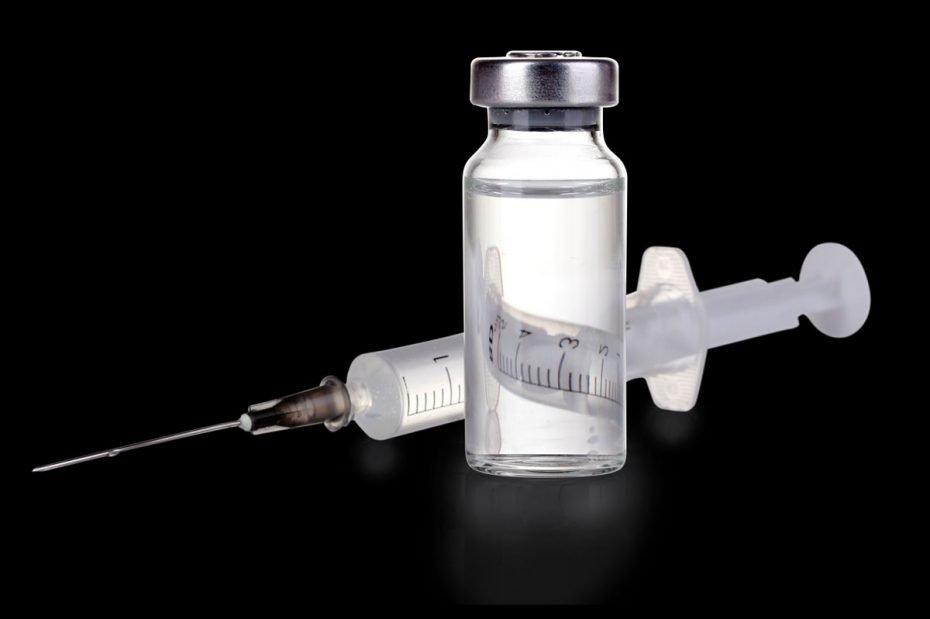 Syringe and ampule
